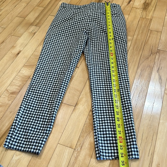 Zara Gingham Capris - Picture 5 of 9